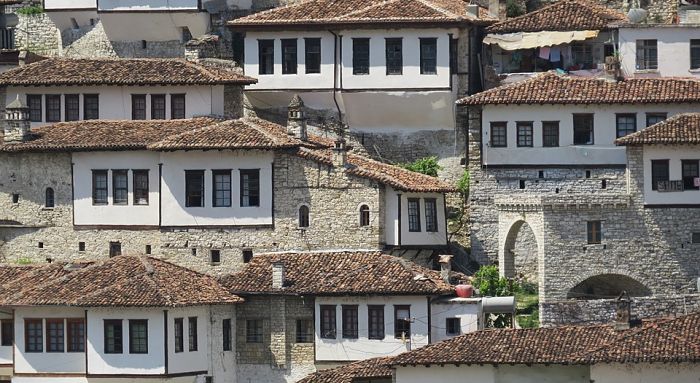 Andare in Albania: il quartiere di Mangalem, Berat