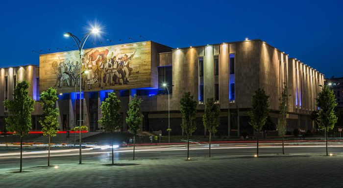 Tirana guida: il Museo Storico Nazionale Guida Tirana: il Museo Storico Nazionale a Tirana
