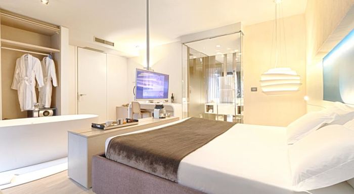 Dove dormire a Tirana: una delle stanze del The Rooms Hotel a Tirana