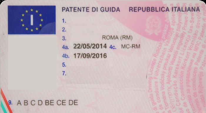 Noleggio auto Albania consigli: facsimile patente di guida italiana