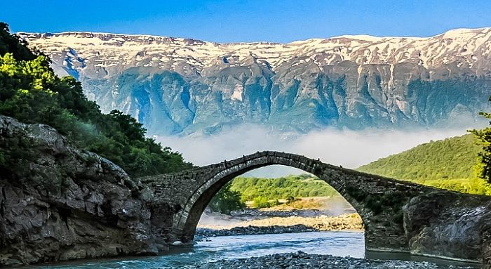 Tour Gjirokastra: Ponte Kadiut Benje