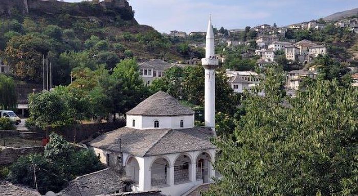 Cosa vedere a Gjirokastra: moschea