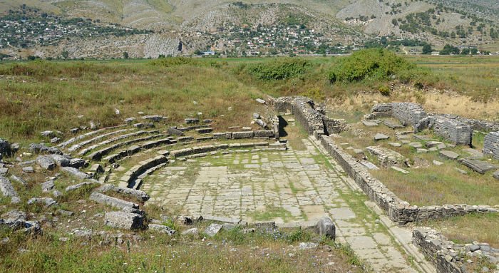 Gjirokastra: Teatro Hadrianopolis