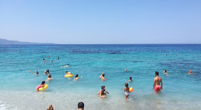 Tour Albania: la spiaggia degli specchi
